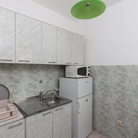 Bujak - Comfort One With Balcony And Sea View Appartement Slano